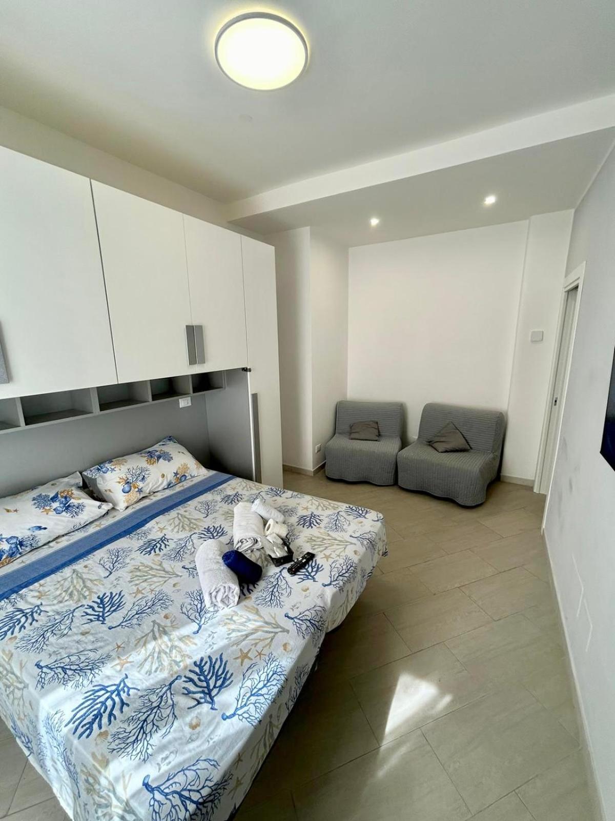 Roma Apartment Holiday Buitenkant foto