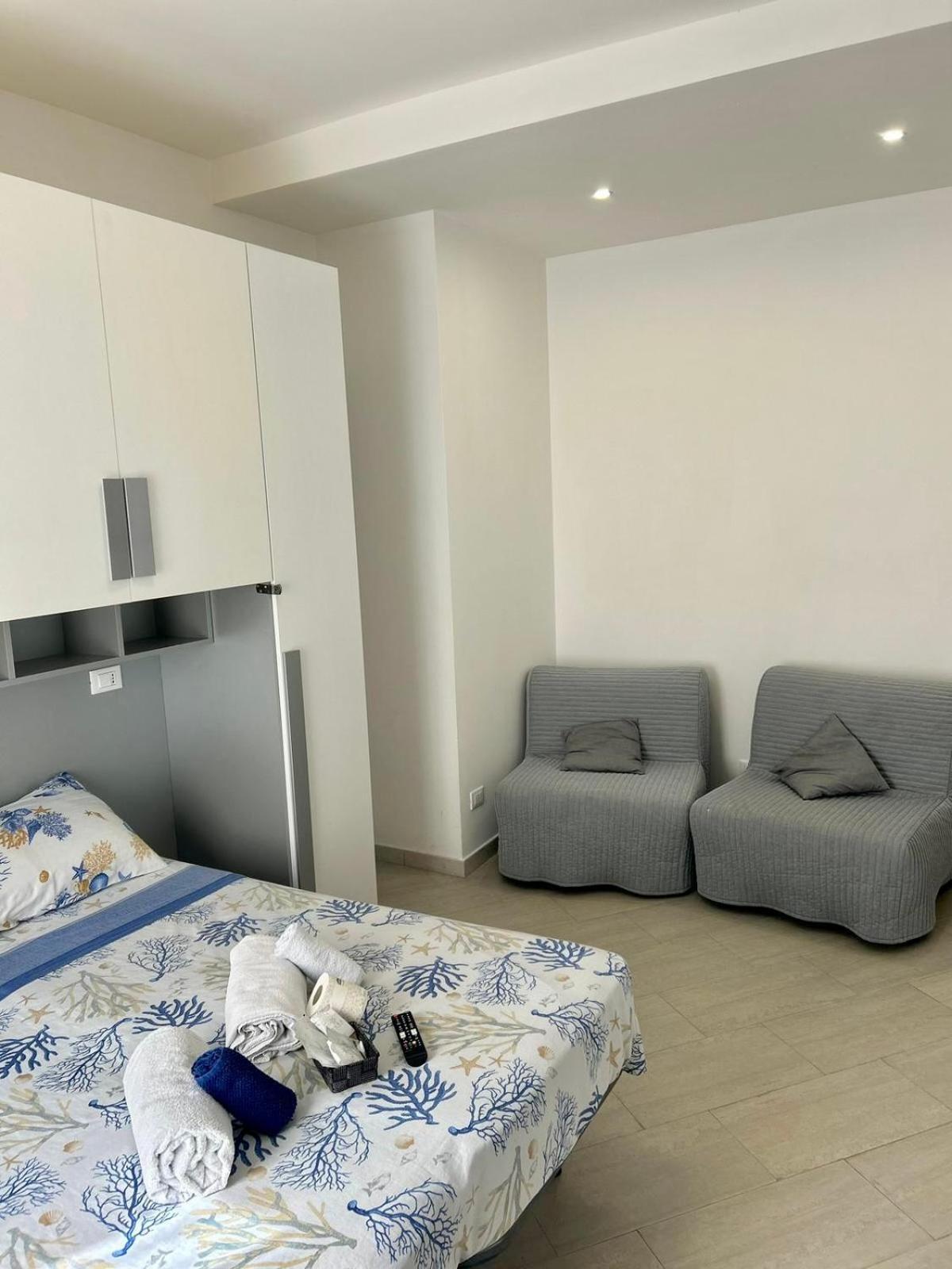 Roma Apartment Holiday Buitenkant foto